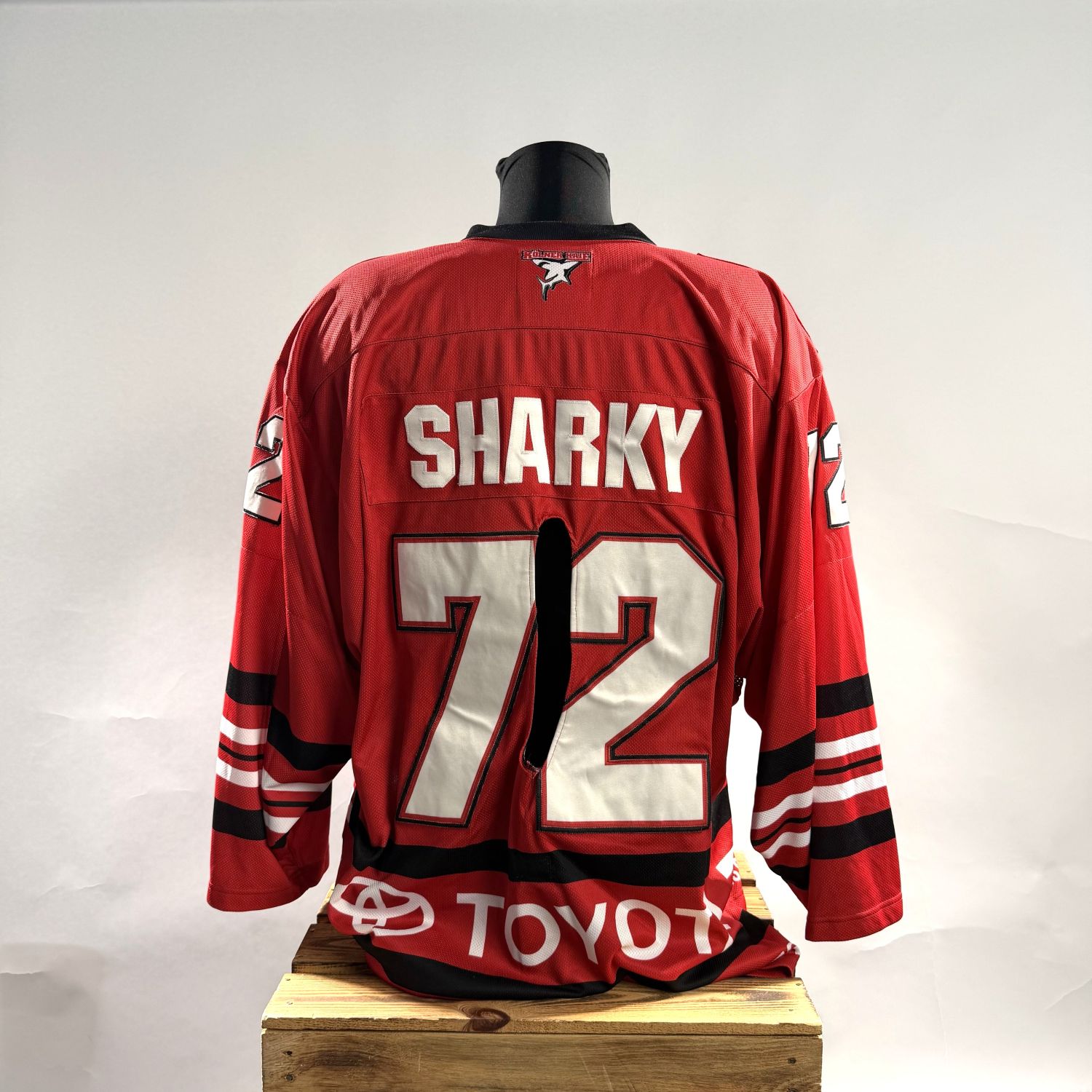 Motorcycle Jersey, Rote Jersey, Nummer 72, Sharky, Markenaufdruck Rücken