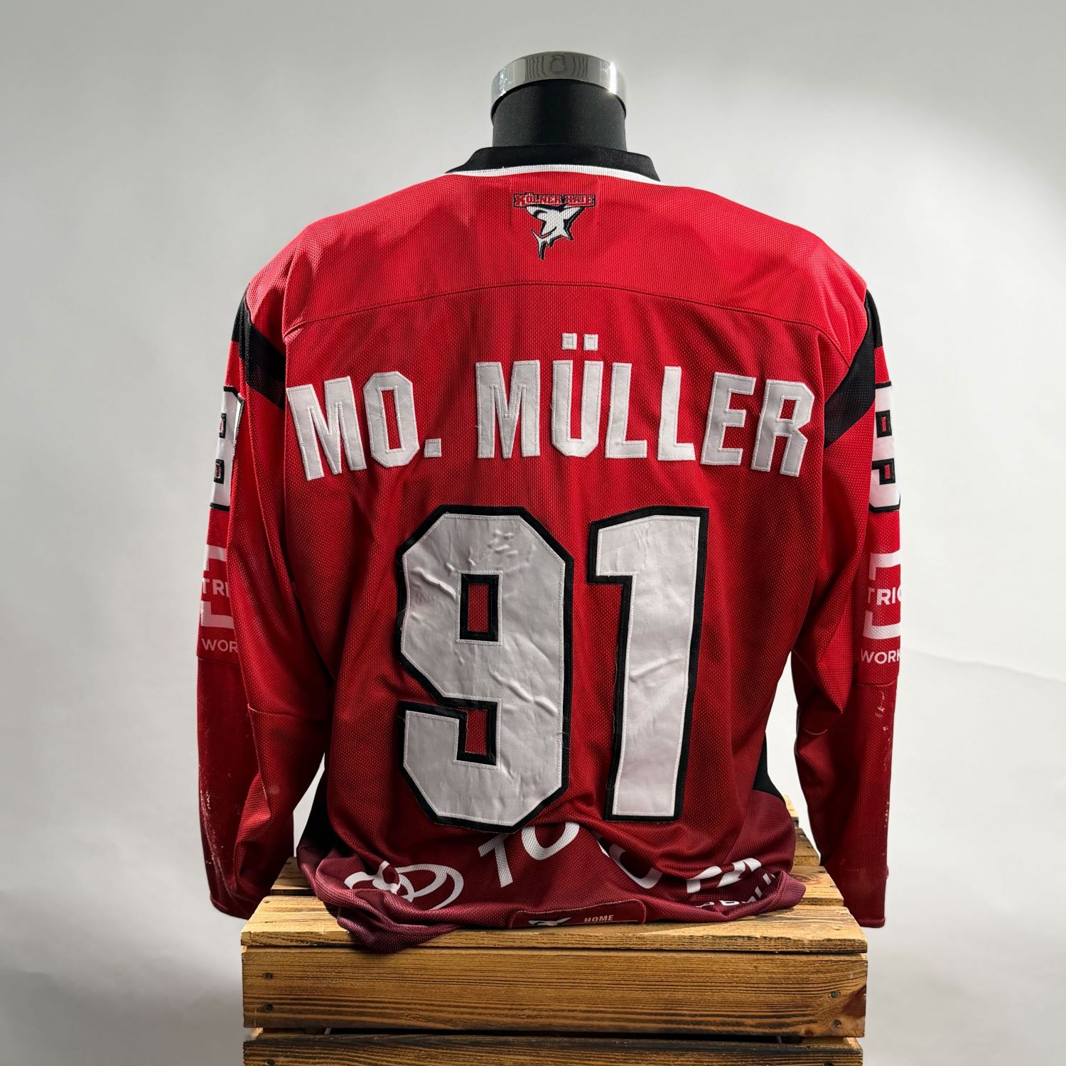 Hockeytrikot, rotes Trikot, Nummer 31, Müller, Rückseite