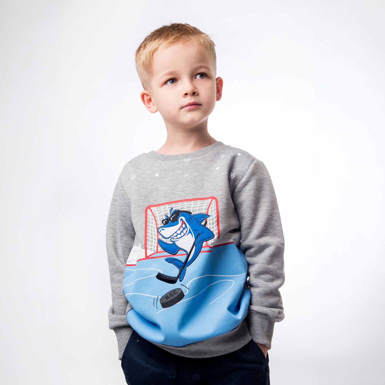 Kinderpullover, Sweatshirt, Grauer Pullover, Hockey Motiv, Shark Grafik