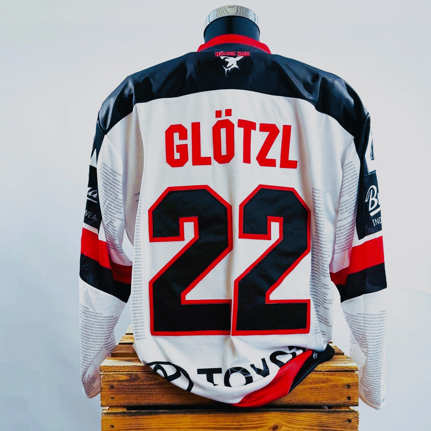 Bekleidung, Hemd, Kapuzenpulli, Sweatshirt, Trikot