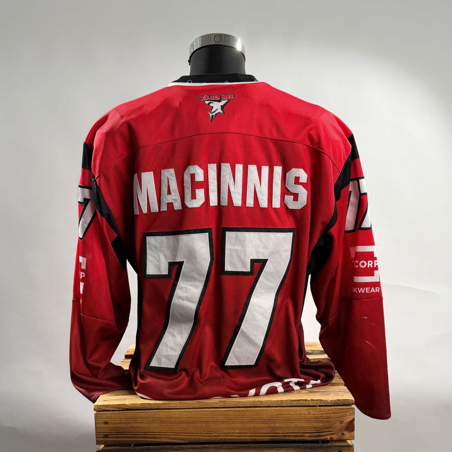 Jersey, Rote Jacke, Manschaftssport, Rückenaufdruck, Nummer 77