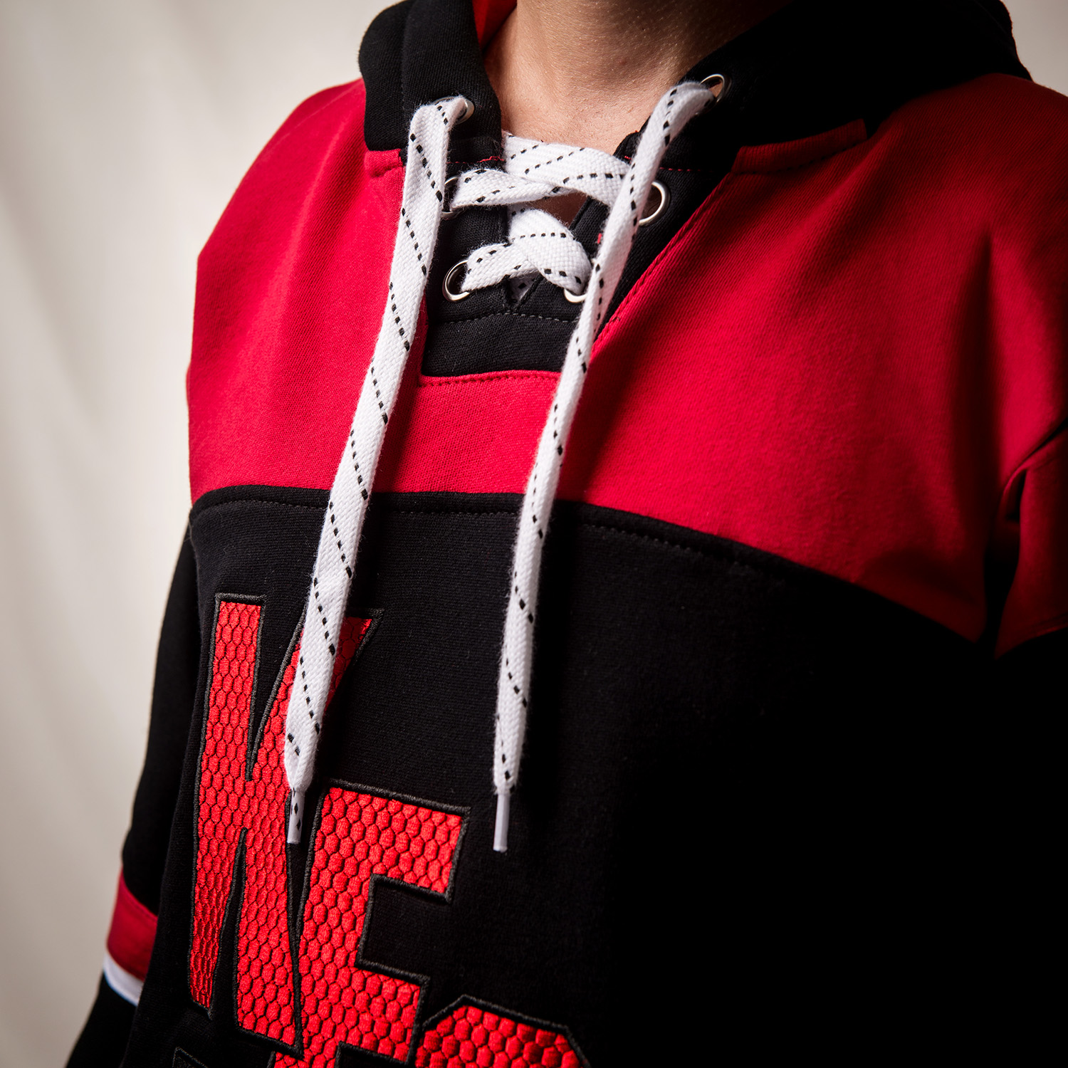 Kapuze, Hoodie, Sweatshirt, Rot-Schwarz, Buchstaben-Print