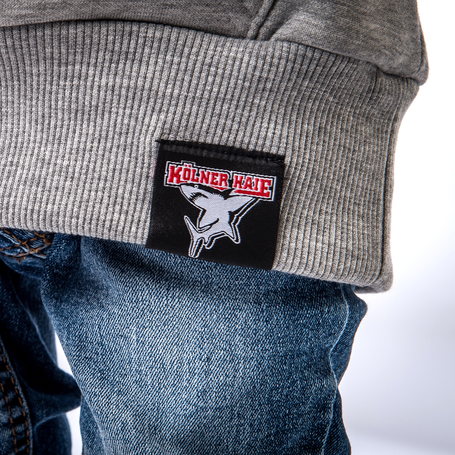 Hoodie Cuff, Patch Label, Weißer Hai, Denim Jeans, Kapuzenjacke Bündchen