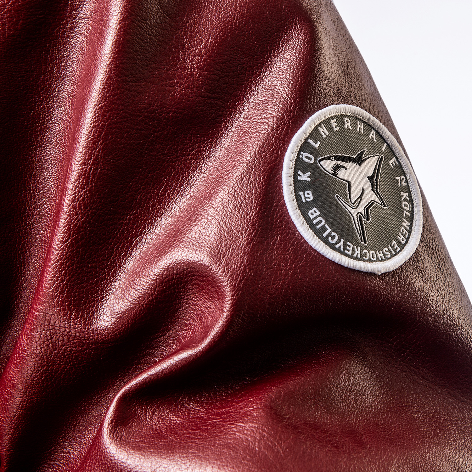 Seide, Samt, Kastanienbraun