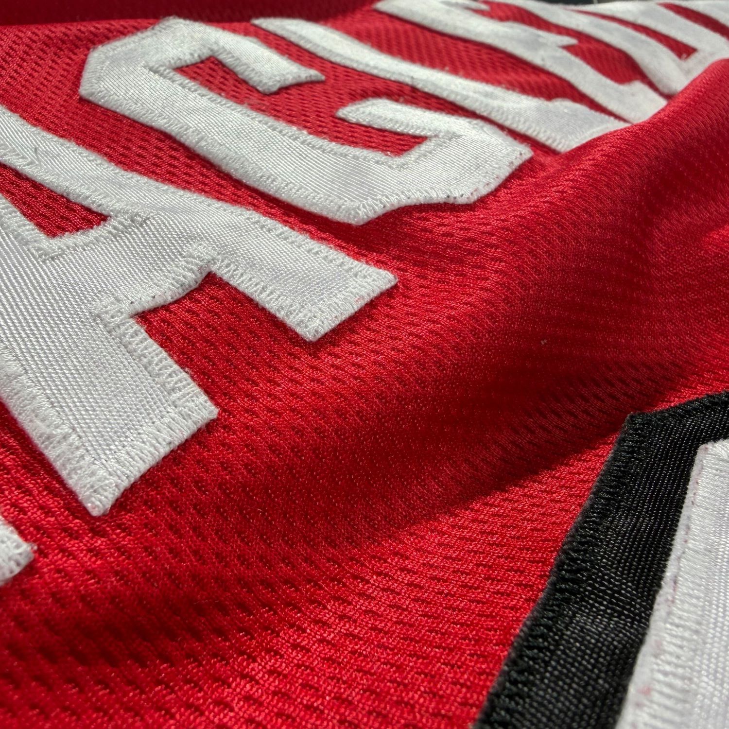 rosetech, rot fabric, Stickerei, Tex leppe, Athletic Joker