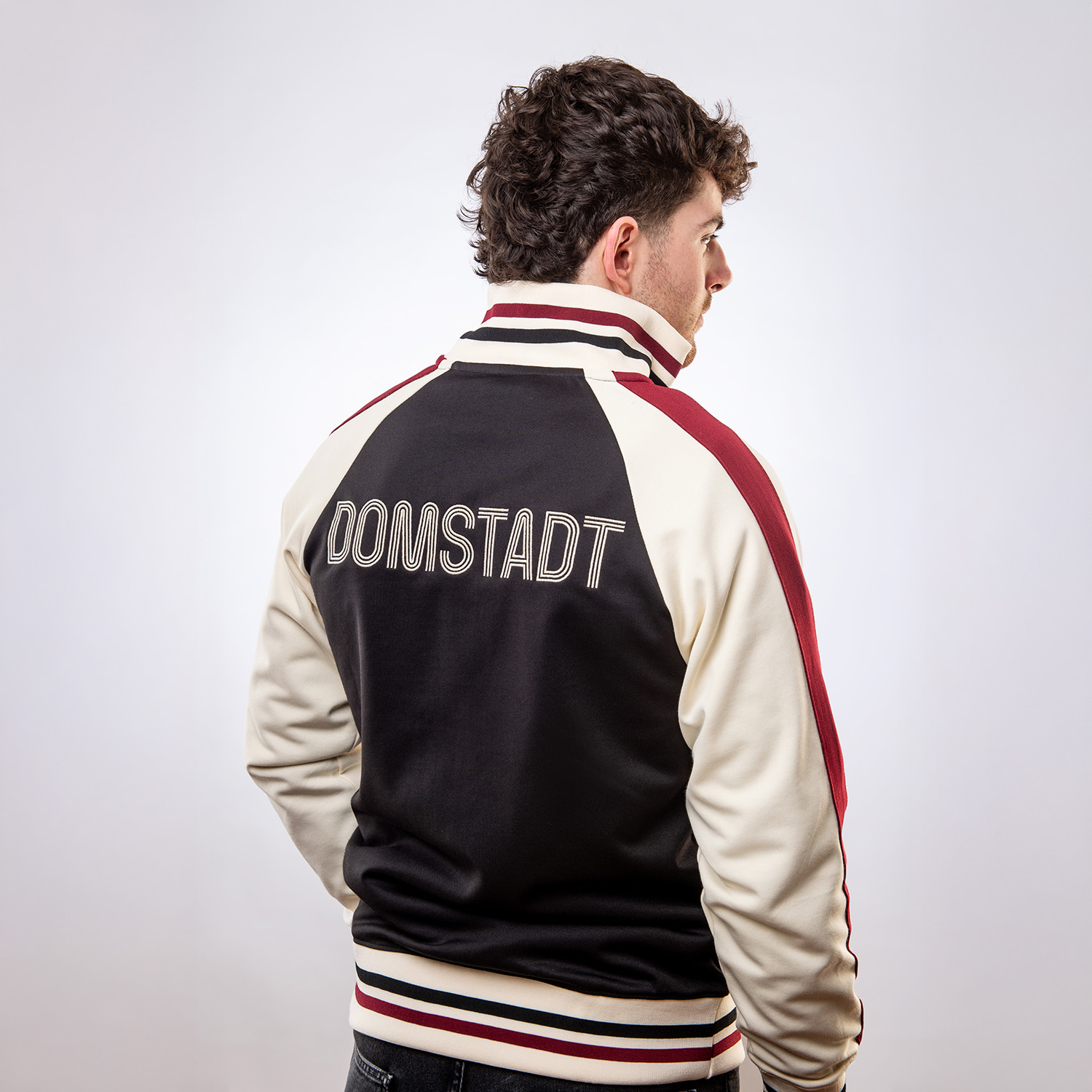 Mantel, Jacke, Langarm, Sweatshirt, Person