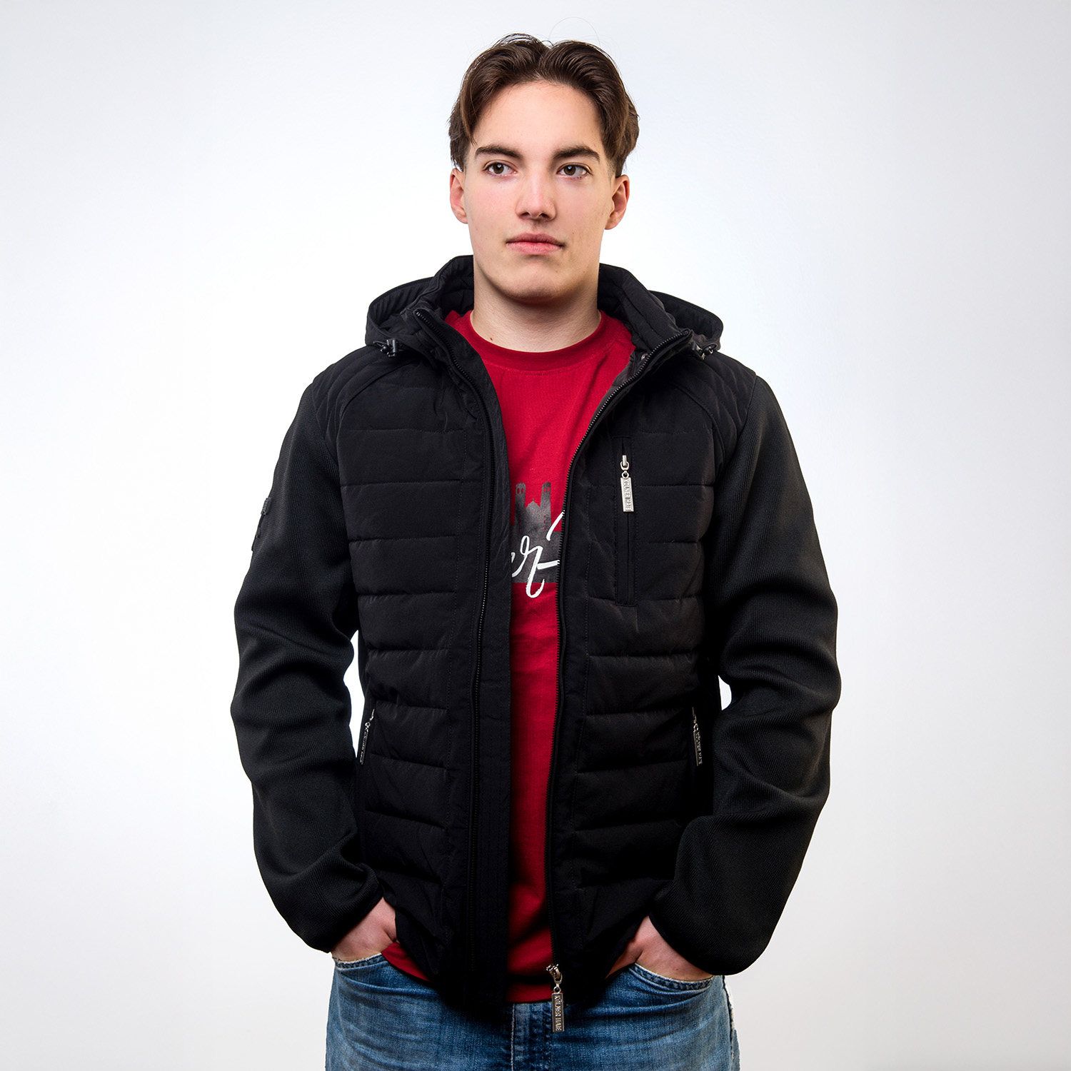 Mantel, Jacke, Jeans, Kapuzenpulli, Pullover