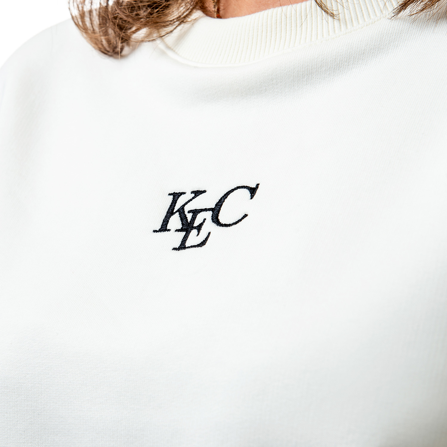 Bekleidung, T-shirt, Langarm, Text, Person