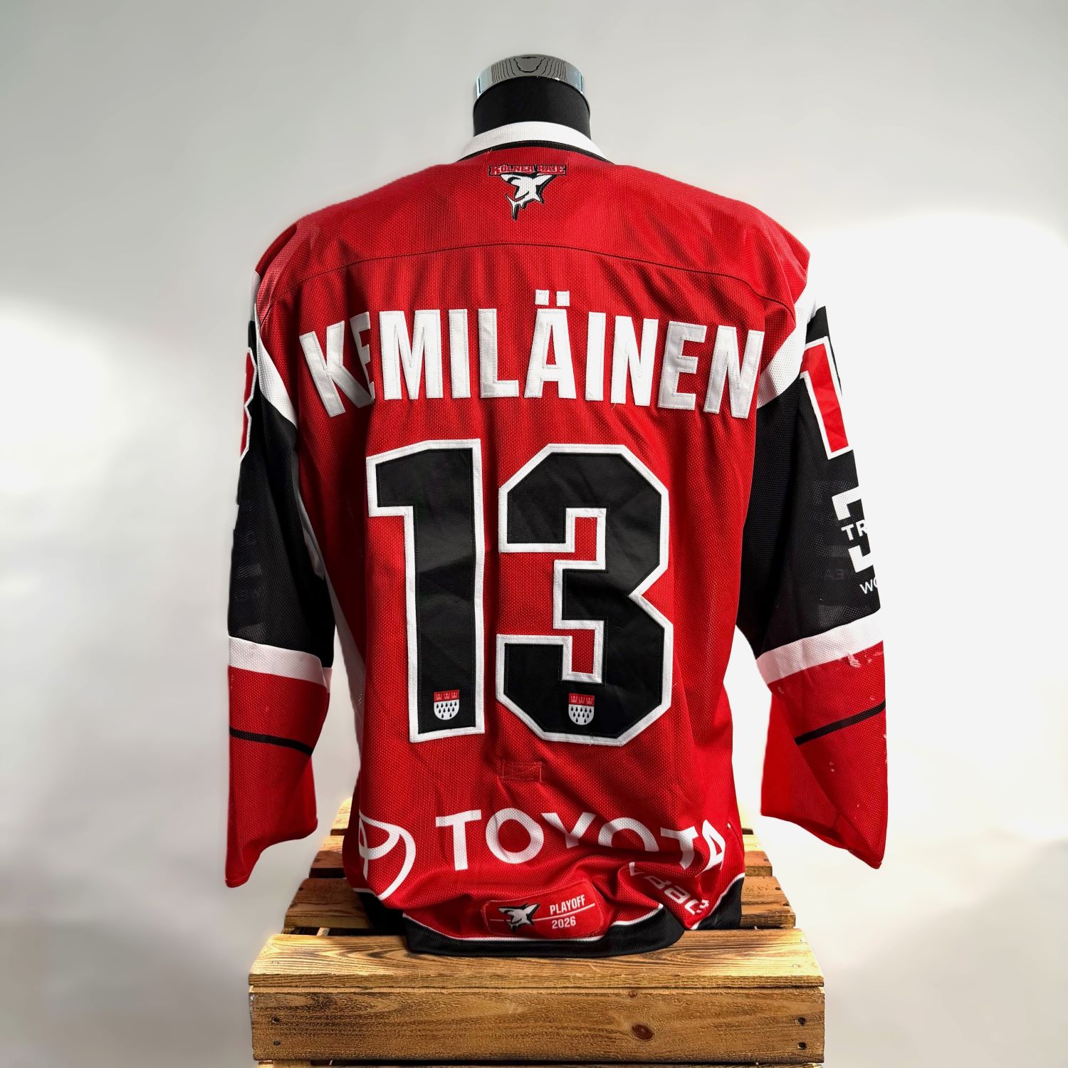 Jersey, Hockey Jersey, Rotes Trikot, Nr. 13, Kiviläinen? (Marke nicht sichtbar)