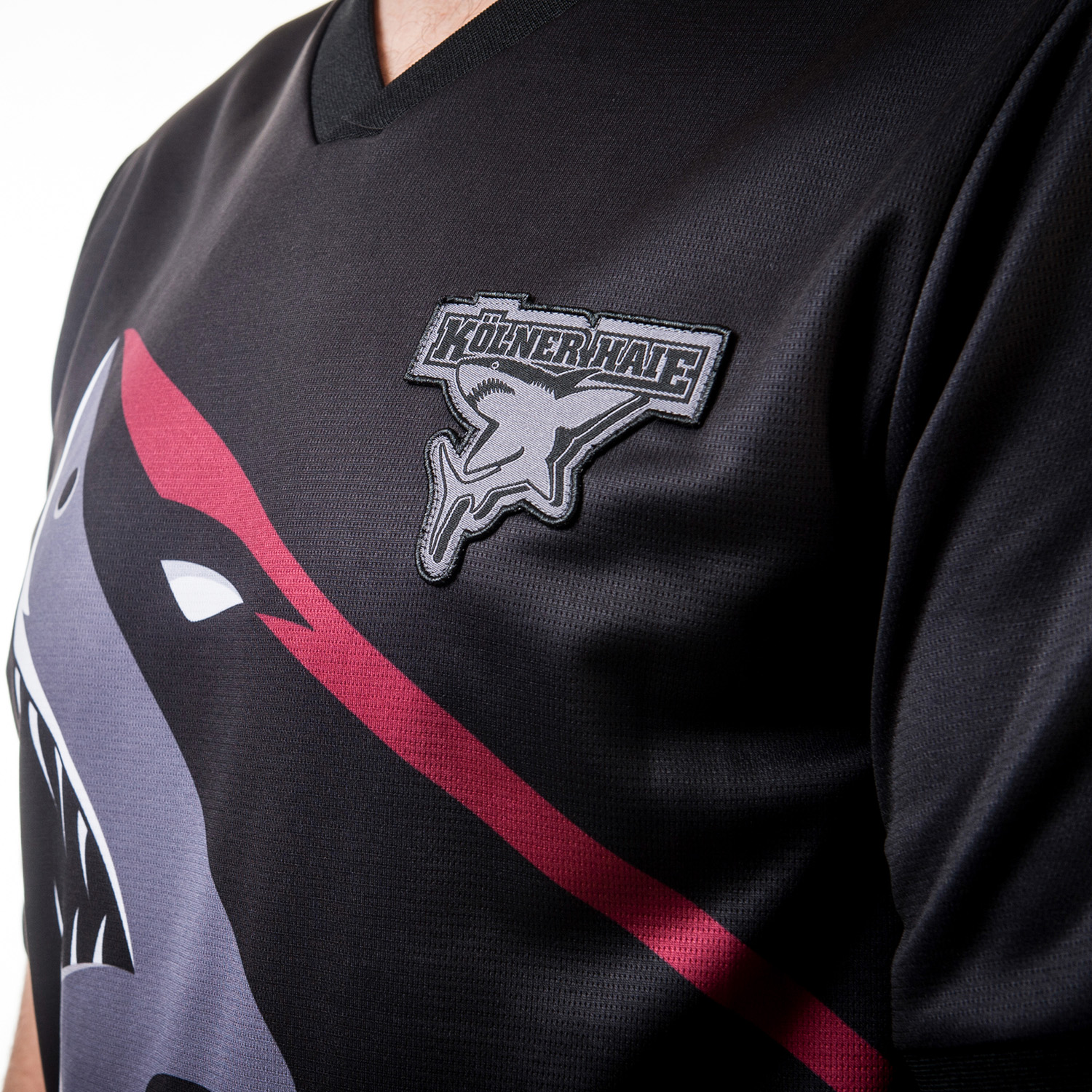 T-Shirt, Logo-Patch, Schwarz, Mesh-Textur, Vorderseite Grafik